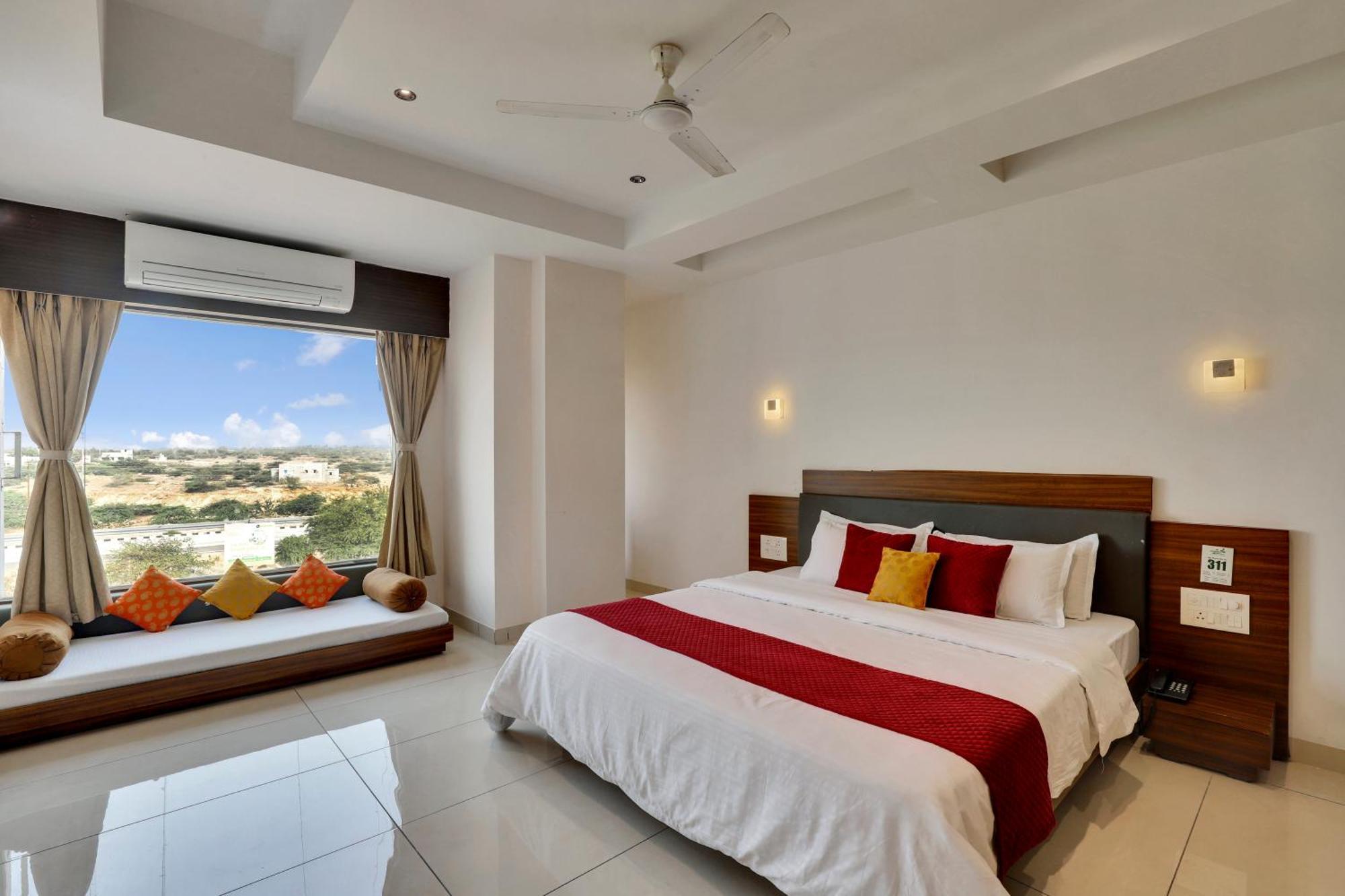 Goverdhan Greens Resort Dwarka L Hotels In Dwarka Dwarka (Gujarat) Exterior foto