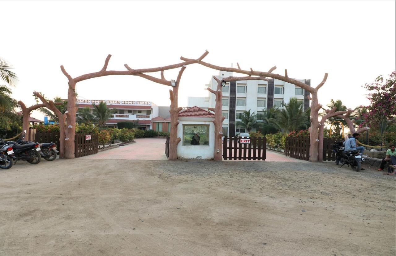 Goverdhan Greens Resort Dwarka L Hotels In Dwarka Dwarka (Gujarat) Exterior foto