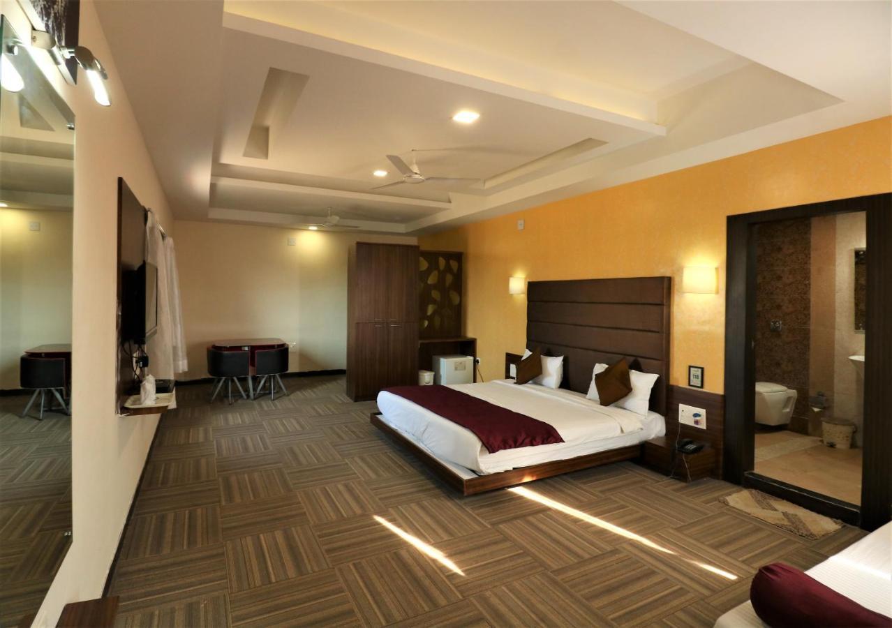 Goverdhan Greens Resort Dwarka L Hotels In Dwarka Dwarka (Gujarat) Exterior foto