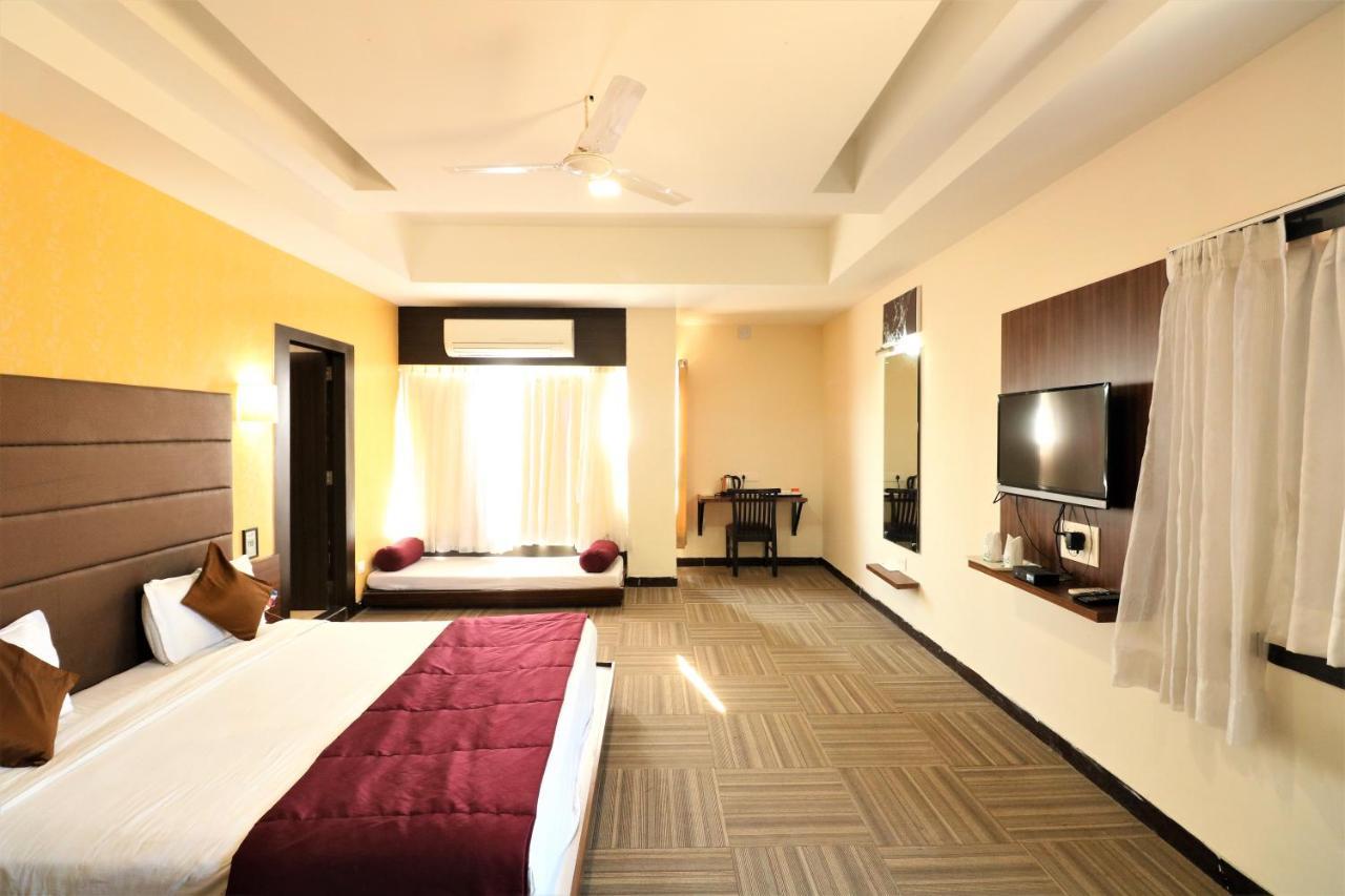 Goverdhan Greens Resort Dwarka L Hotels In Dwarka Dwarka (Gujarat) Exterior foto